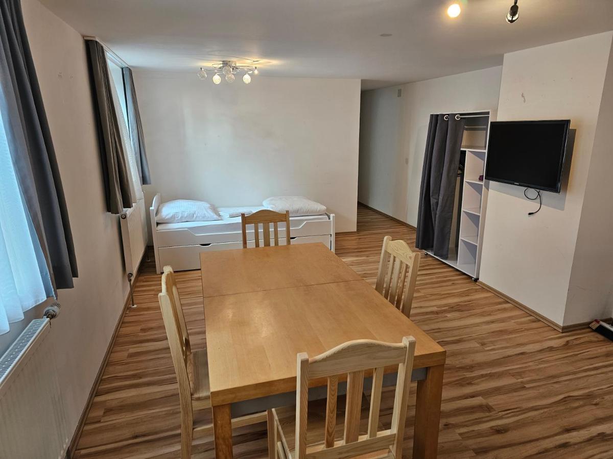 B76, Lauterach, Vorarlberg Apartments エクステリア 写真