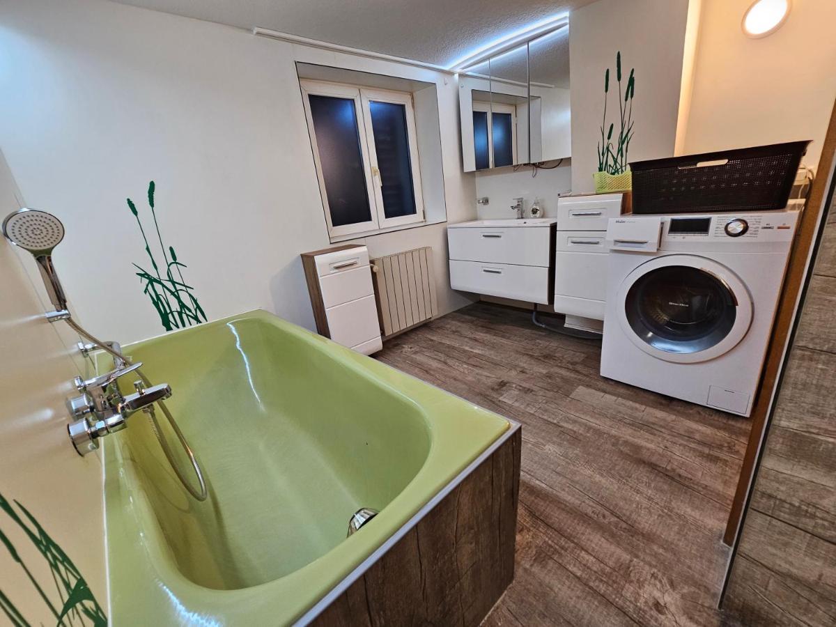 B76, Lauterach, Vorarlberg Apartments エクステリア 写真